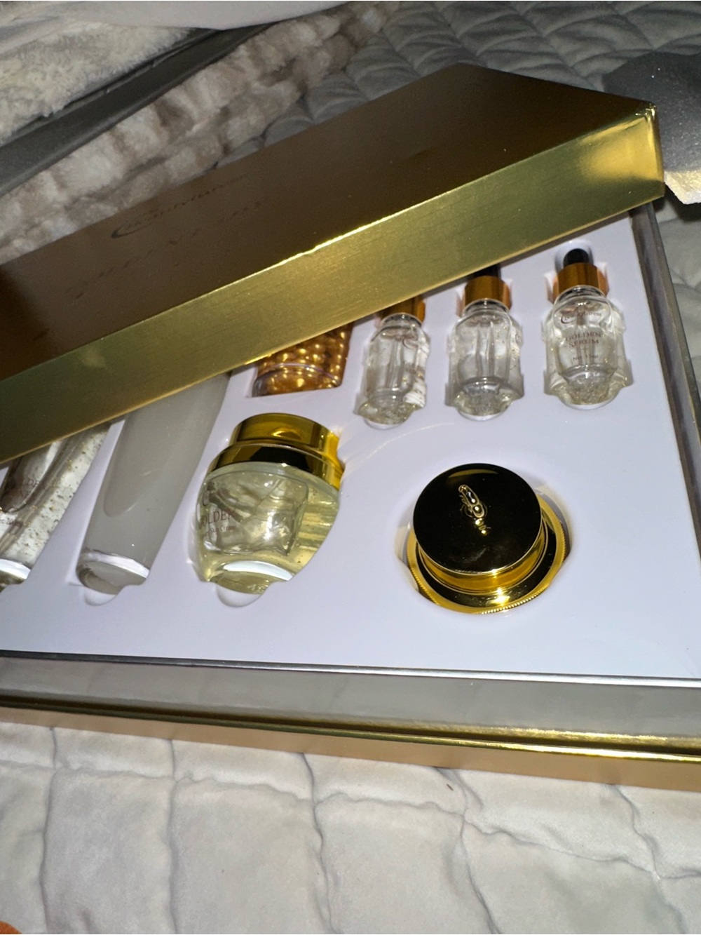 Beautyturess Golden Lady Luxury Nine-Piece Set - Gold.Shipping gratis.